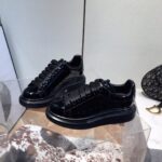 Authentic Alexander McQueen Sneakers Shoe Pallets – Wholesale