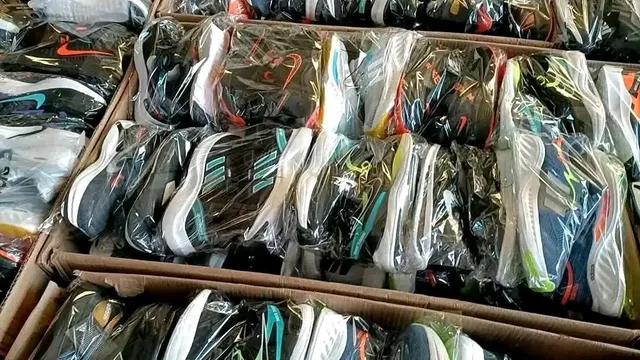 504464206_17966902910922326_1349715651400297524_n Authentic Mixed Sports Shoes Pallet - Original Sealed - Image 2
