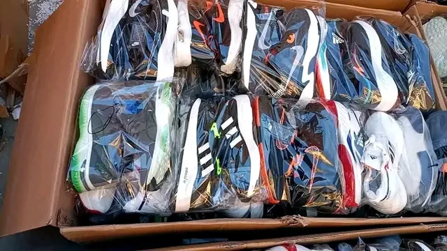 504468450_17966902931922326_6935750208052404014_n Authentic Mixed Sports Shoes Pallet - Original Sealed - Image 4