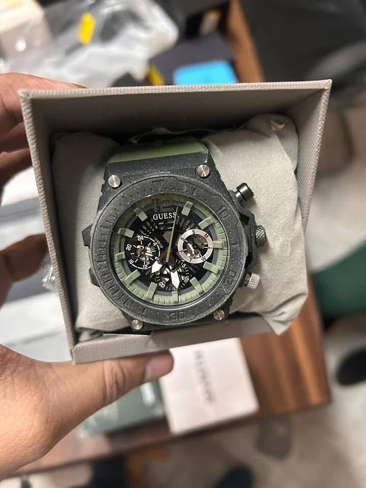 ca1 Wholesale Casual Watch Liquidation Pallets - Image 1