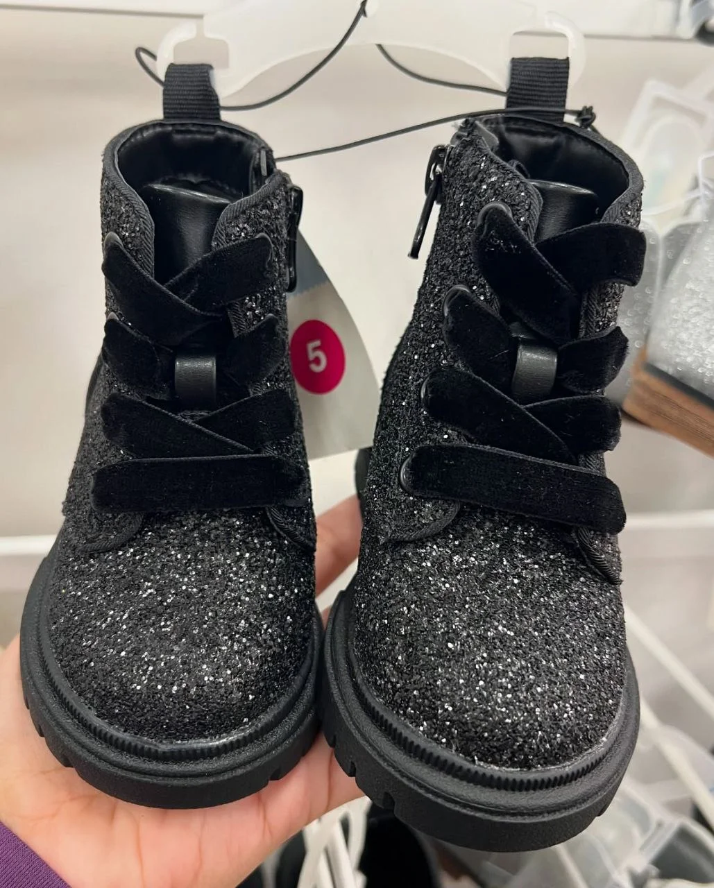 ki1 Wholesale Kids Shoes Liquidation Pallets - Image 3
