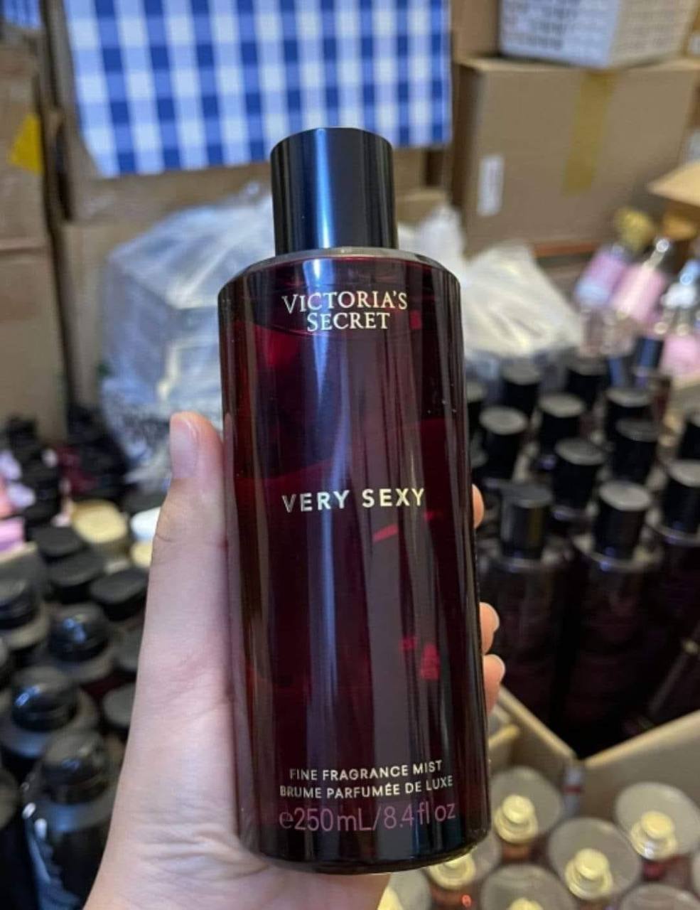 photo_2024-09-24_03-04-51 Wholesale Victoria Secret Perfume Liquidation Pallets - Image 3