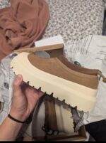 Wholesale Ugg Shoes Liquidation Pallets - Image 5