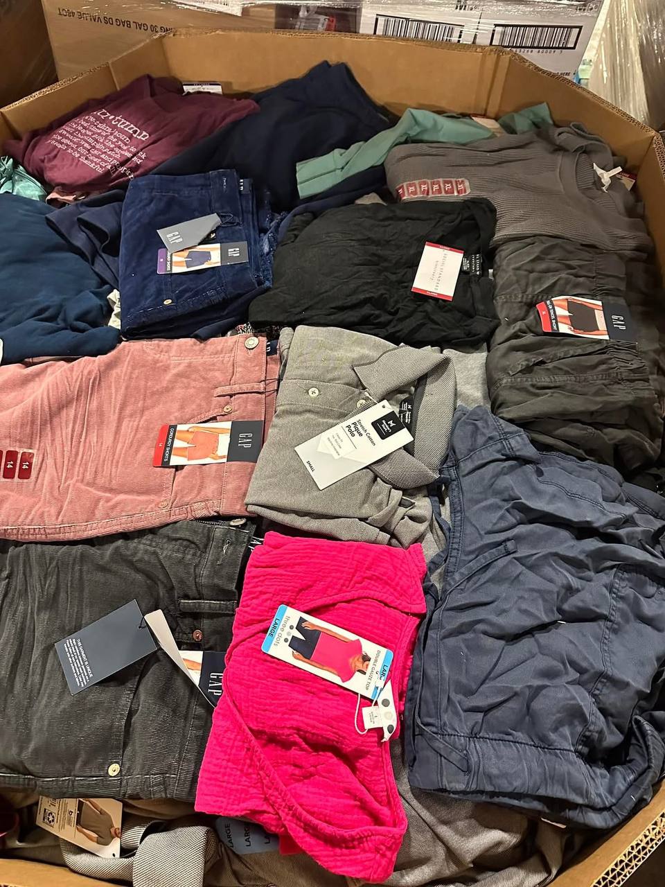tar4 Target Clothing Liquidation Pallets - Wholesale - Image 4